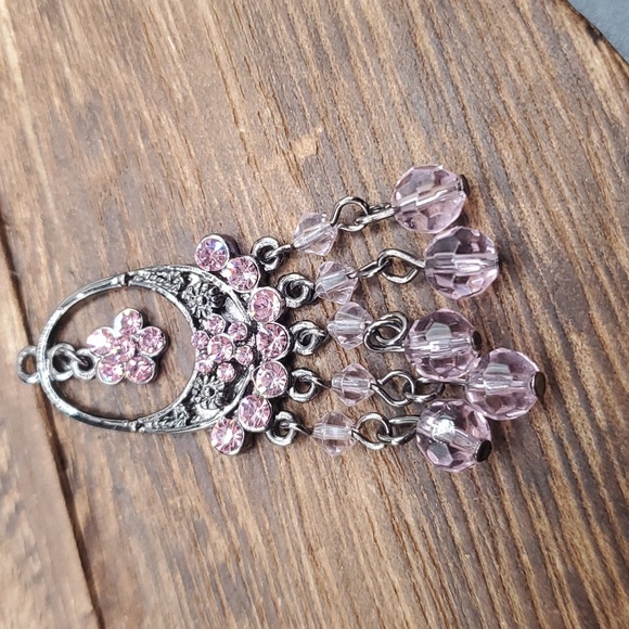 P103 - Picture 1 of 3